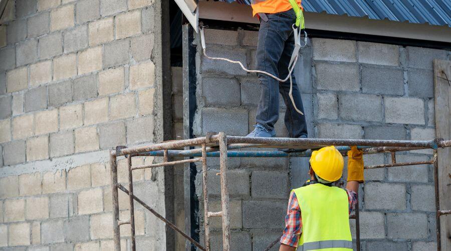 Expert new roof installation services in Floyds Knobs, IN